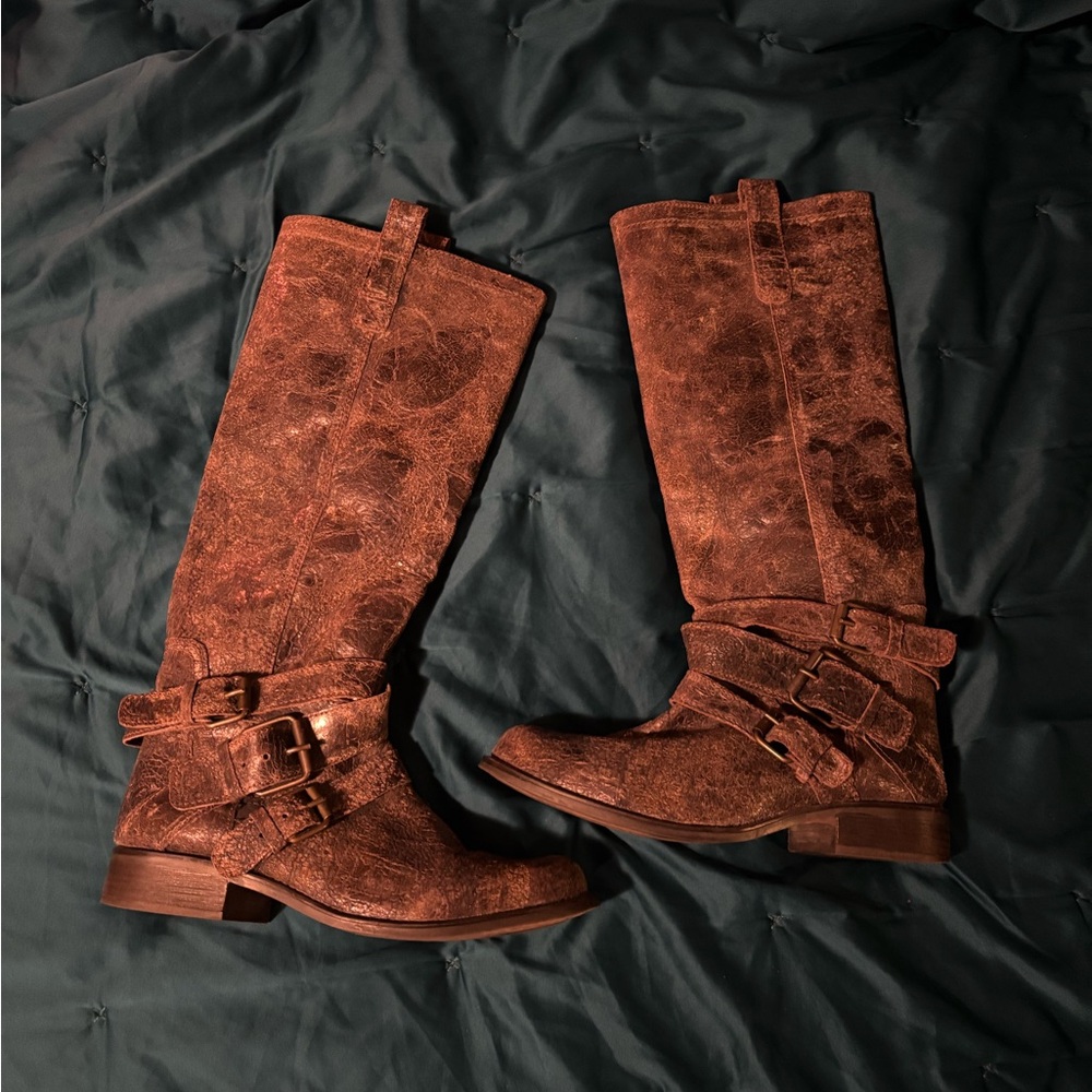 🌵STEVE MADDEN🌵DISTRESSED HARNESS RIDING BOOT